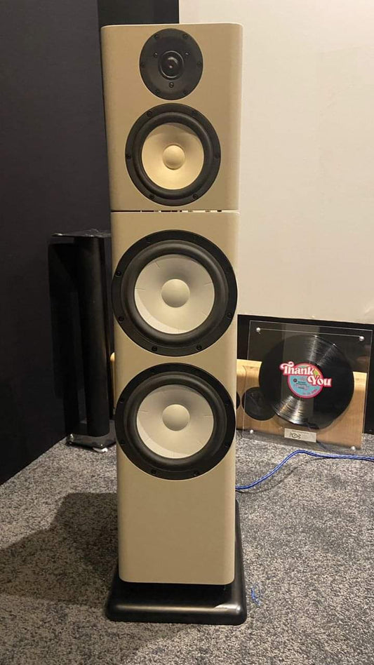 JELAS (SPECIALLY MADE FOR SG HI-END SHOW)
