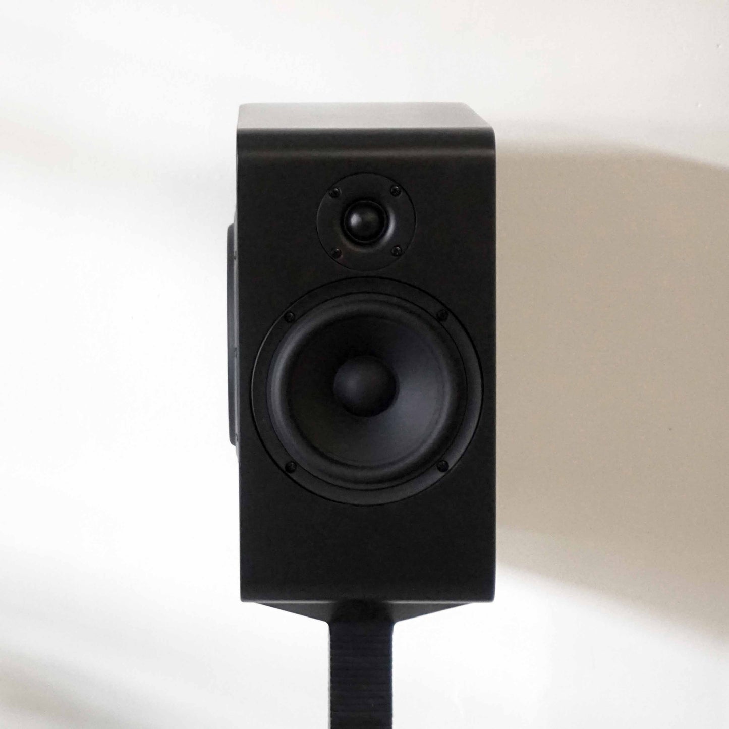 Advance Series - JWA-170 6.5" 2 Way Bookshelf Speakers